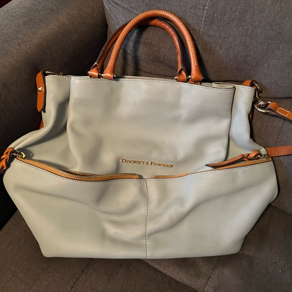 COPY - Dooney and Bourke purse